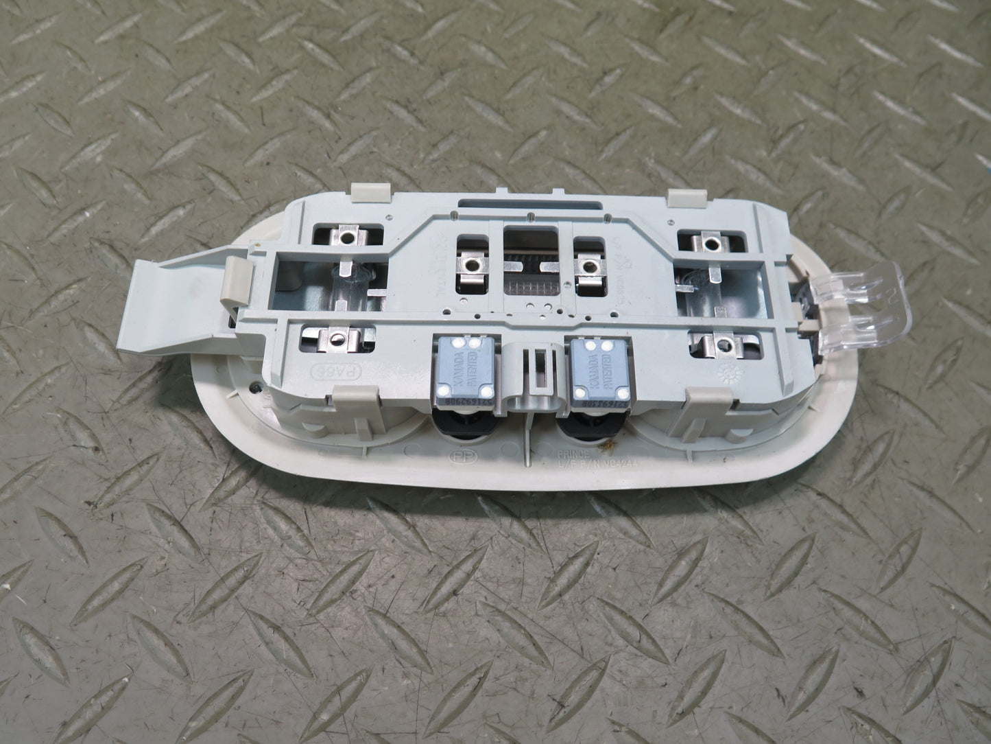2003-2007 Hummer H2 Rear Overhead Roof Dome Interior Light Lamp