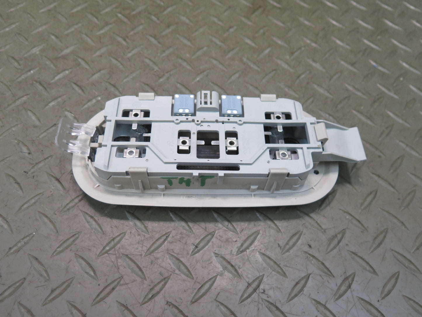 2003-2007 Hummer H2 Rear Overhead Roof Dome Interior Light Lamp