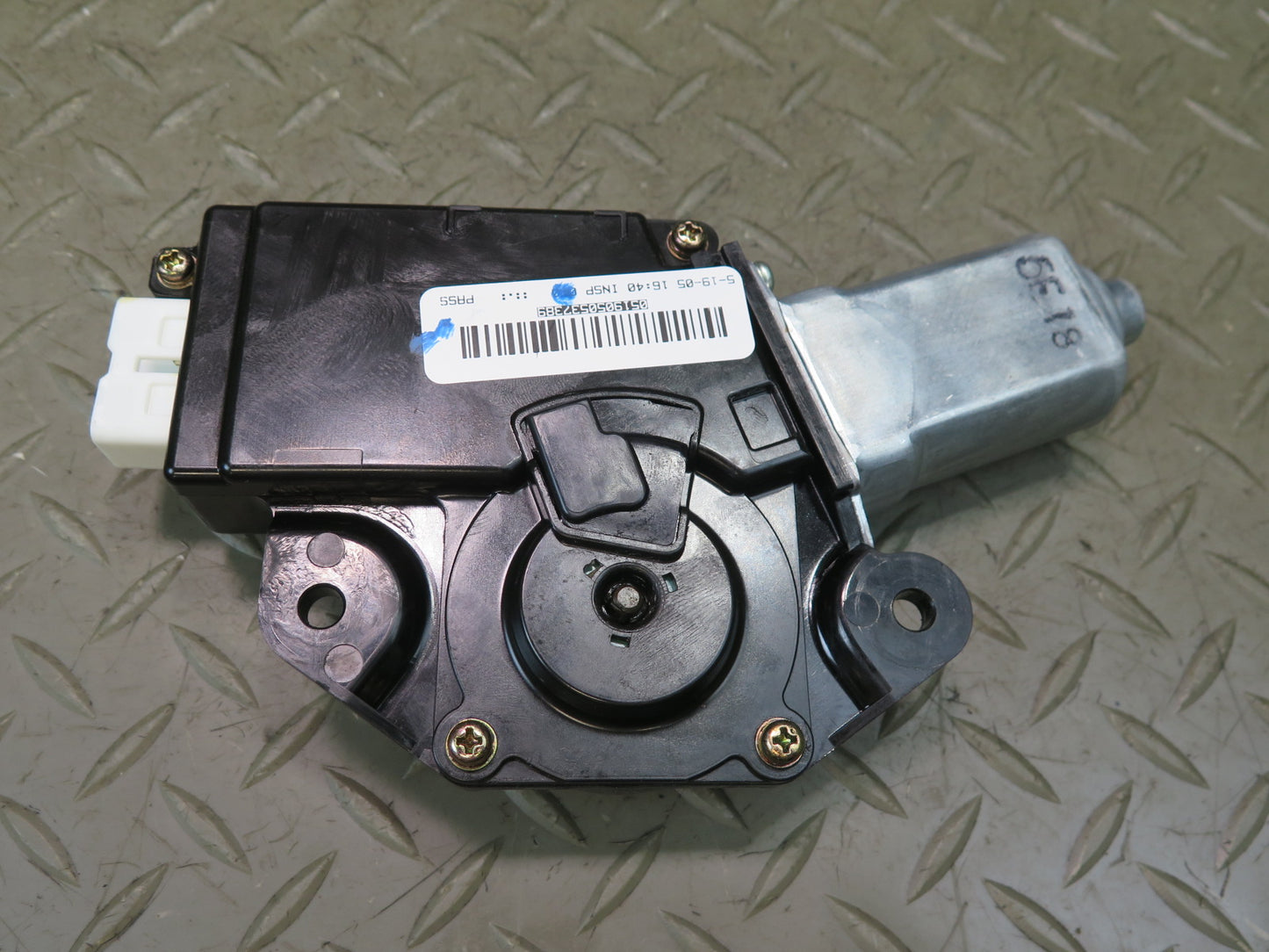 2003-2007 Hummer H2 Sunroof Motor Drive Unit 471723-10040