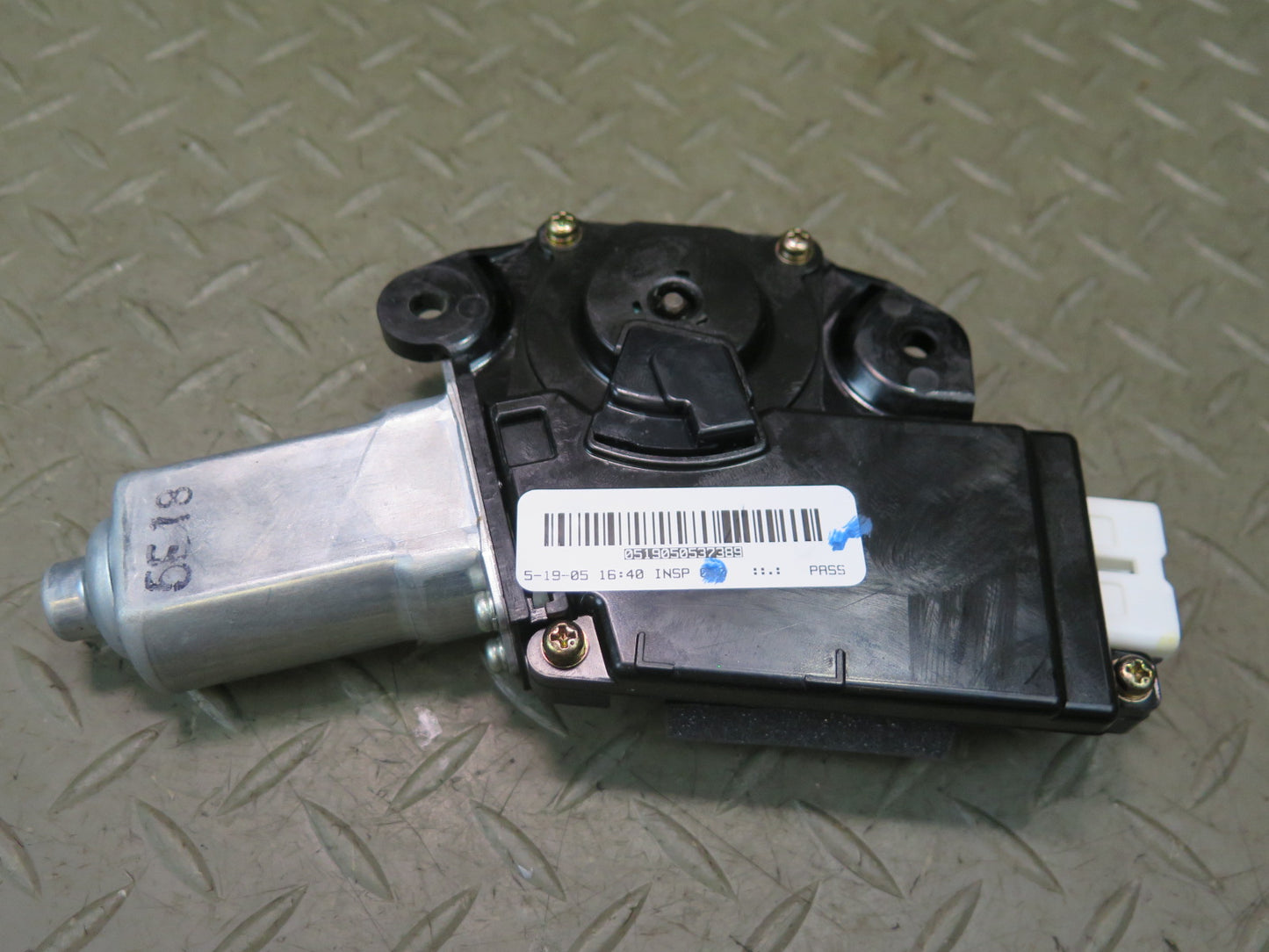 2003-2007 Hummer H2 Sunroof Motor Drive Unit 471723-10040