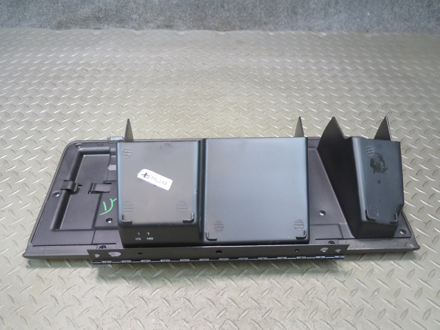 2003-2007 Hummer H2 Dash Glove Box Compartment Storage 15707423