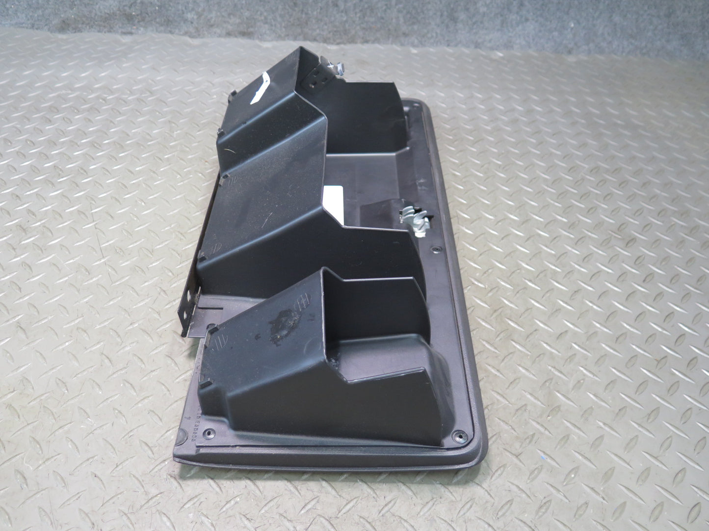 2003-2007 Hummer H2 Dash Glove Box Compartment Storage 15707423