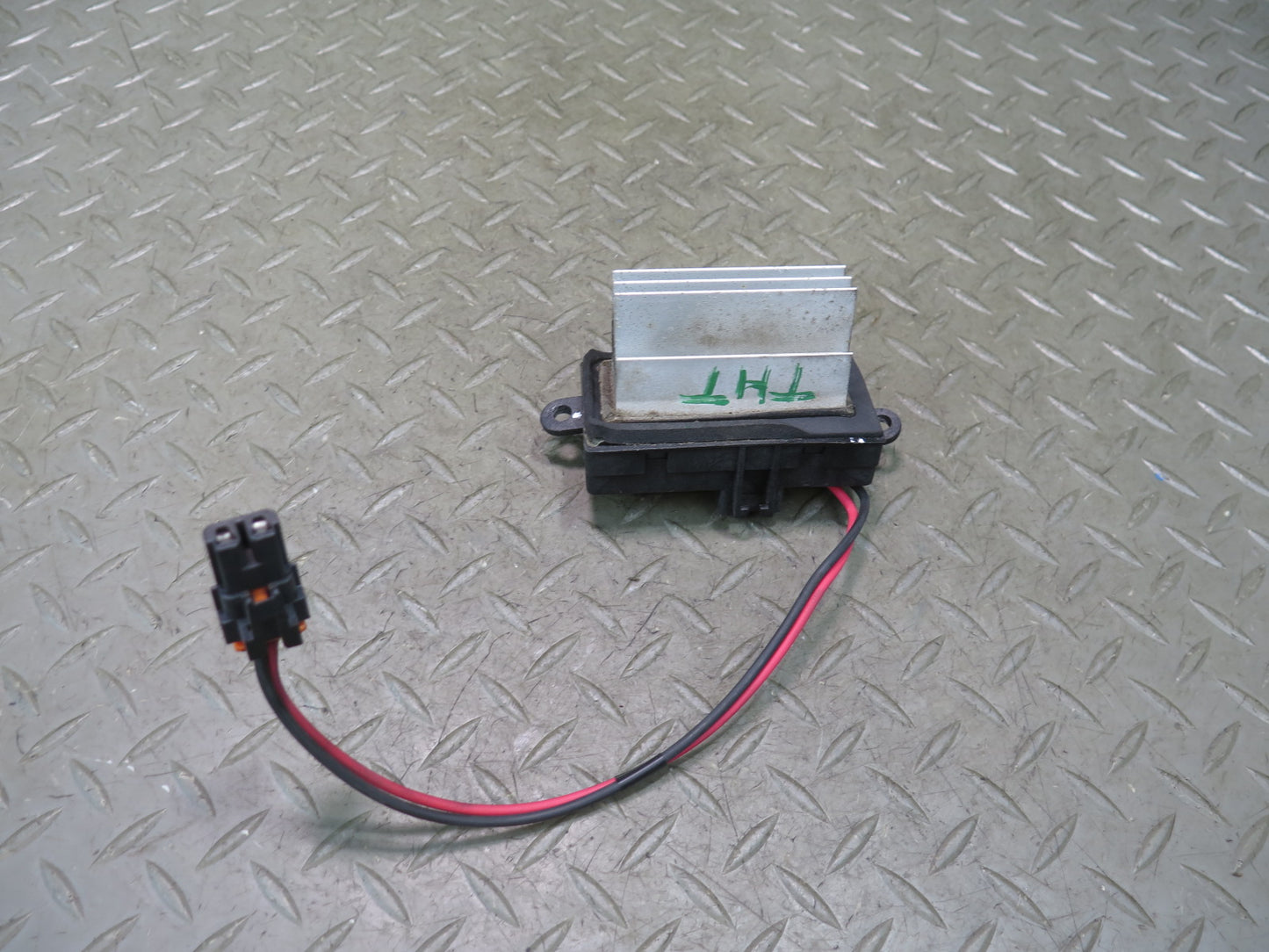2003-2007 Hummer H2 A/C Heater Blower Motor Fan Resistor 4GSH-19E624-AA