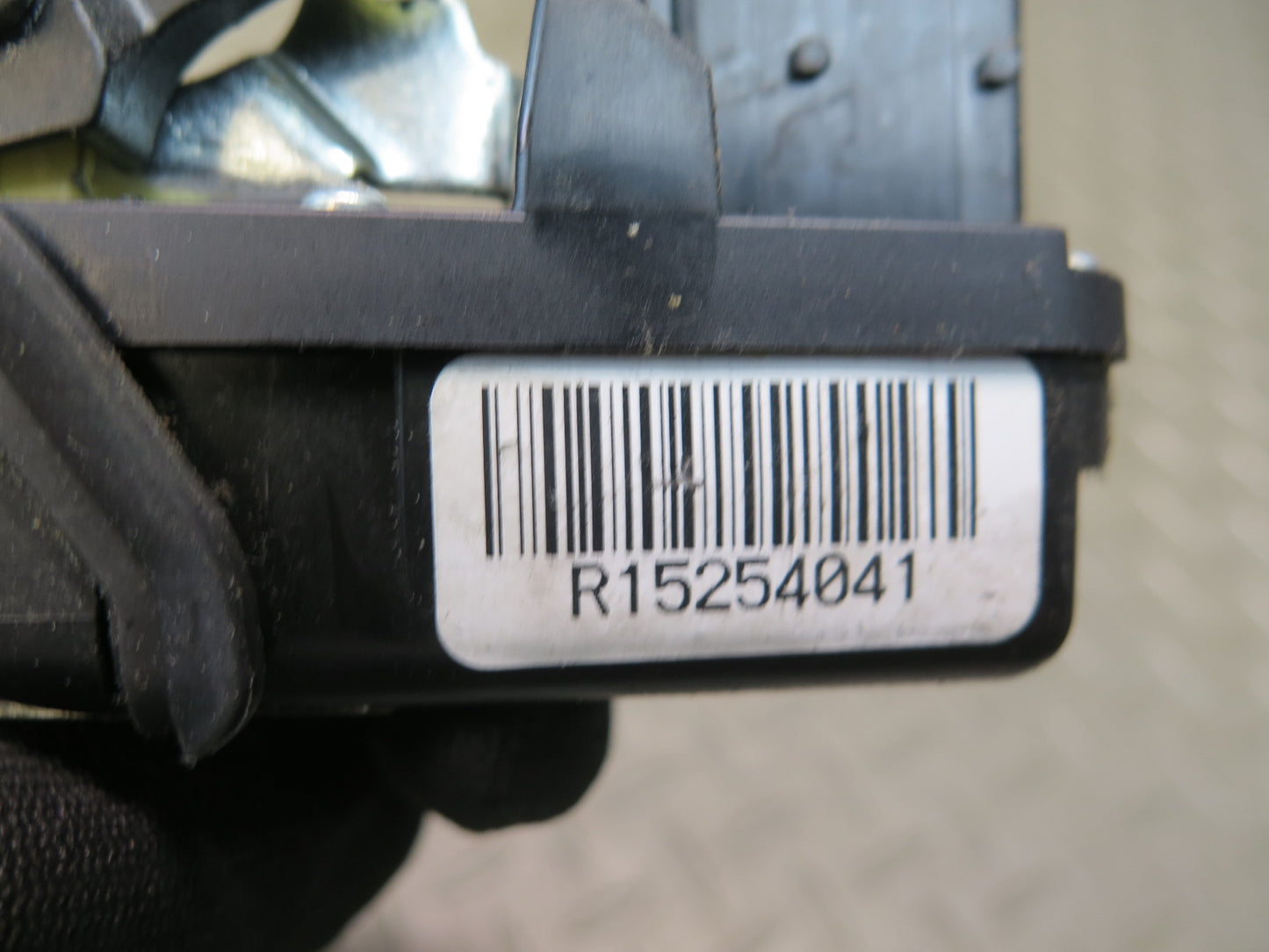 2003-2007 Hummer H2 Front Right Door Lock Latch Actuator