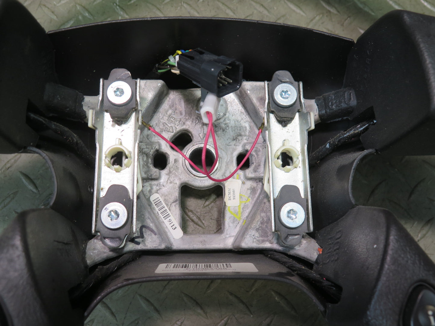 2003-2007 Hummer H2 Leather Steering Wheel w Controls