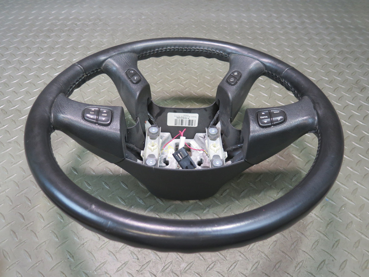 2003-2007 Hummer H2 Leather Steering Wheel w Controls