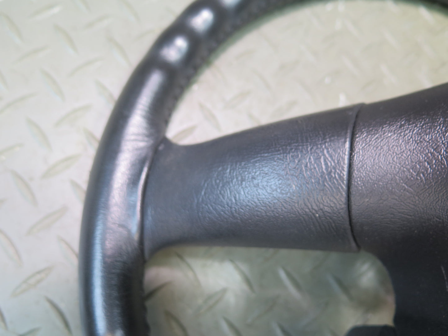 2003-2007 Hummer H2 Leather Steering Wheel w Controls