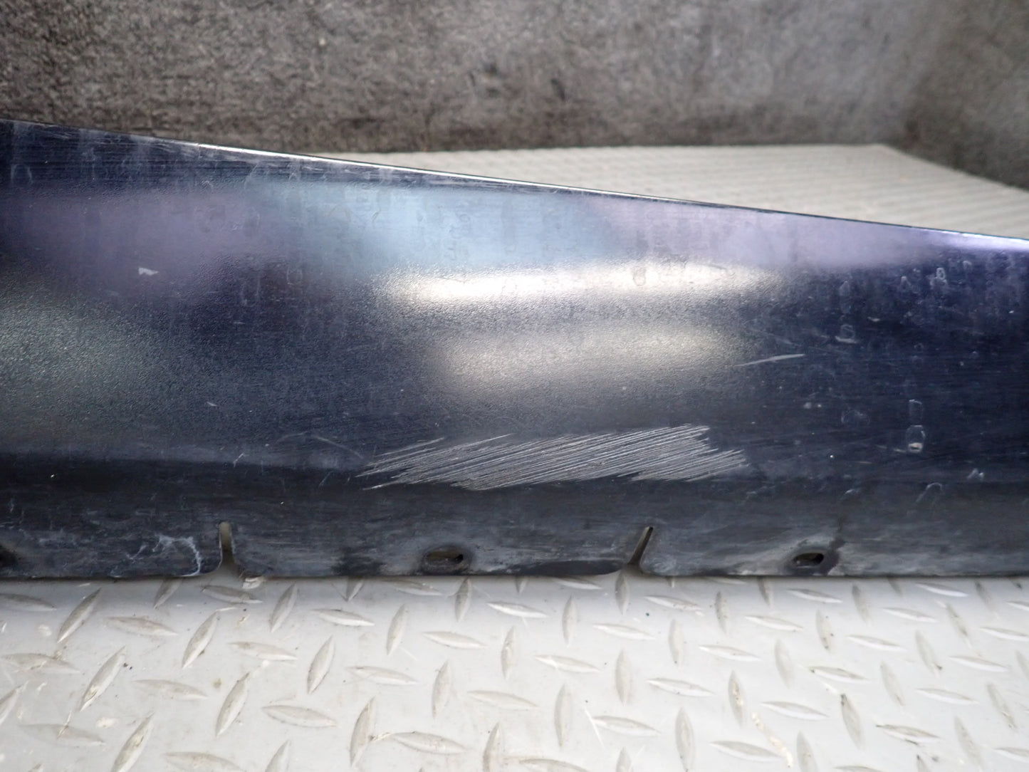 02-05 Ford Thunderbird Set of 2 Left & Right Side Skirt Rocker Panel Molding OEM