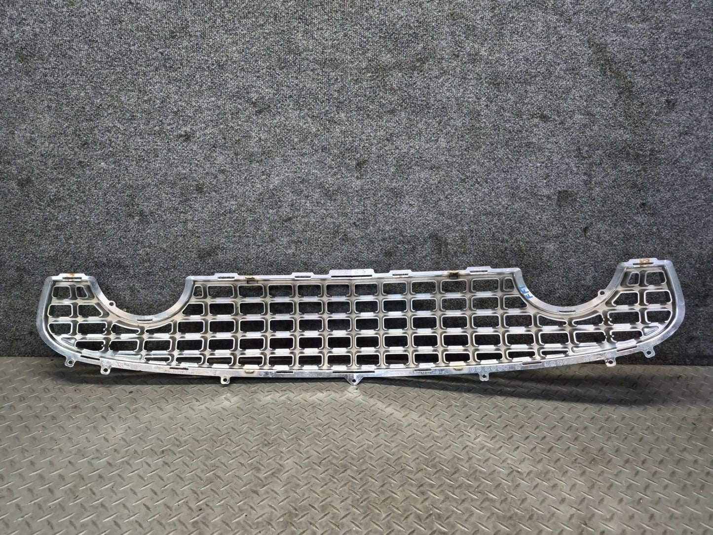 02-05 Ford Thunderbird Front Bumper Grille Trim Cover 1W63-17B947-AGW OEM