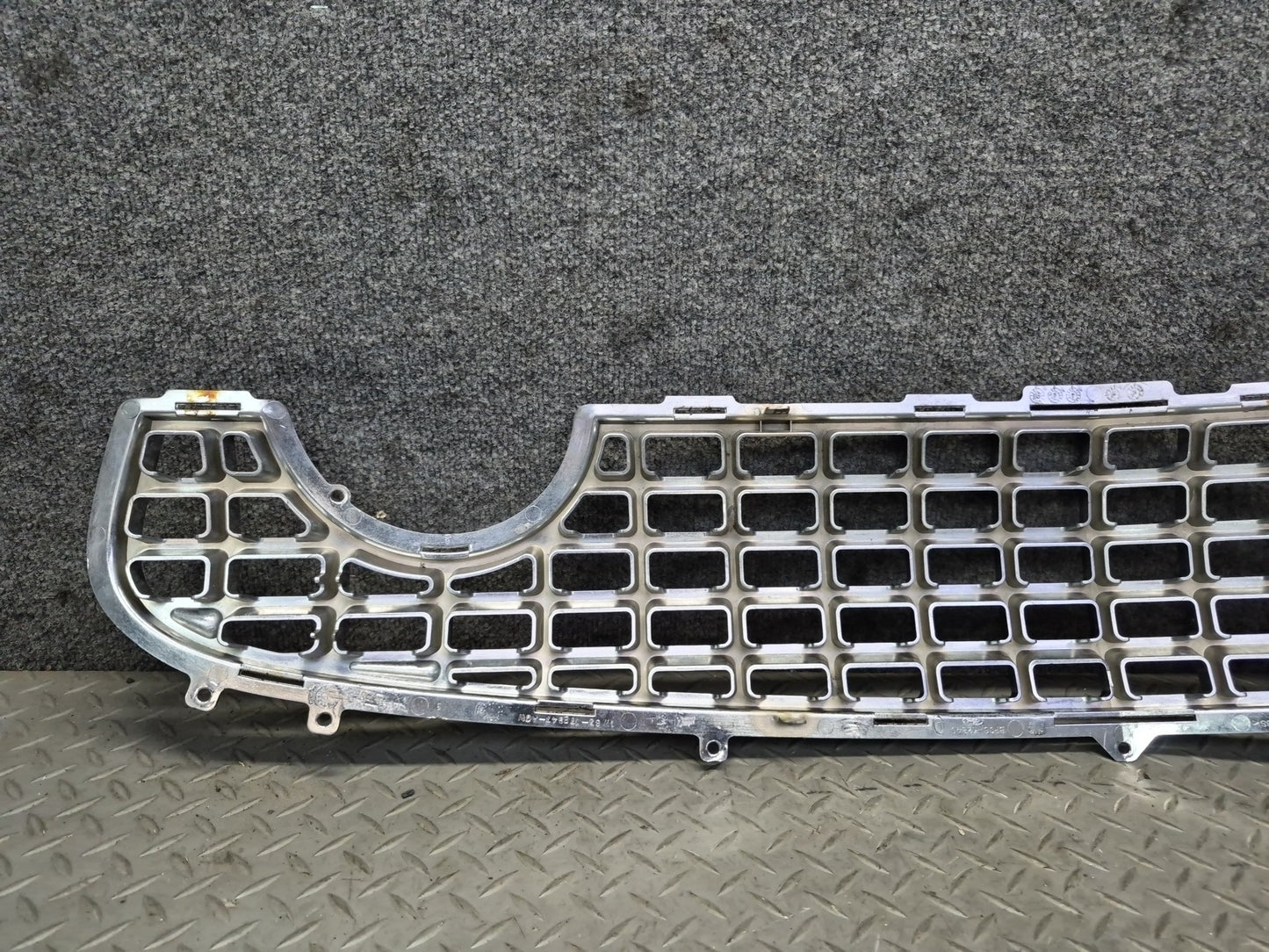 02-05 Ford Thunderbird Front Bumper Grille Trim Cover 1W63-17B947-AGW OEM