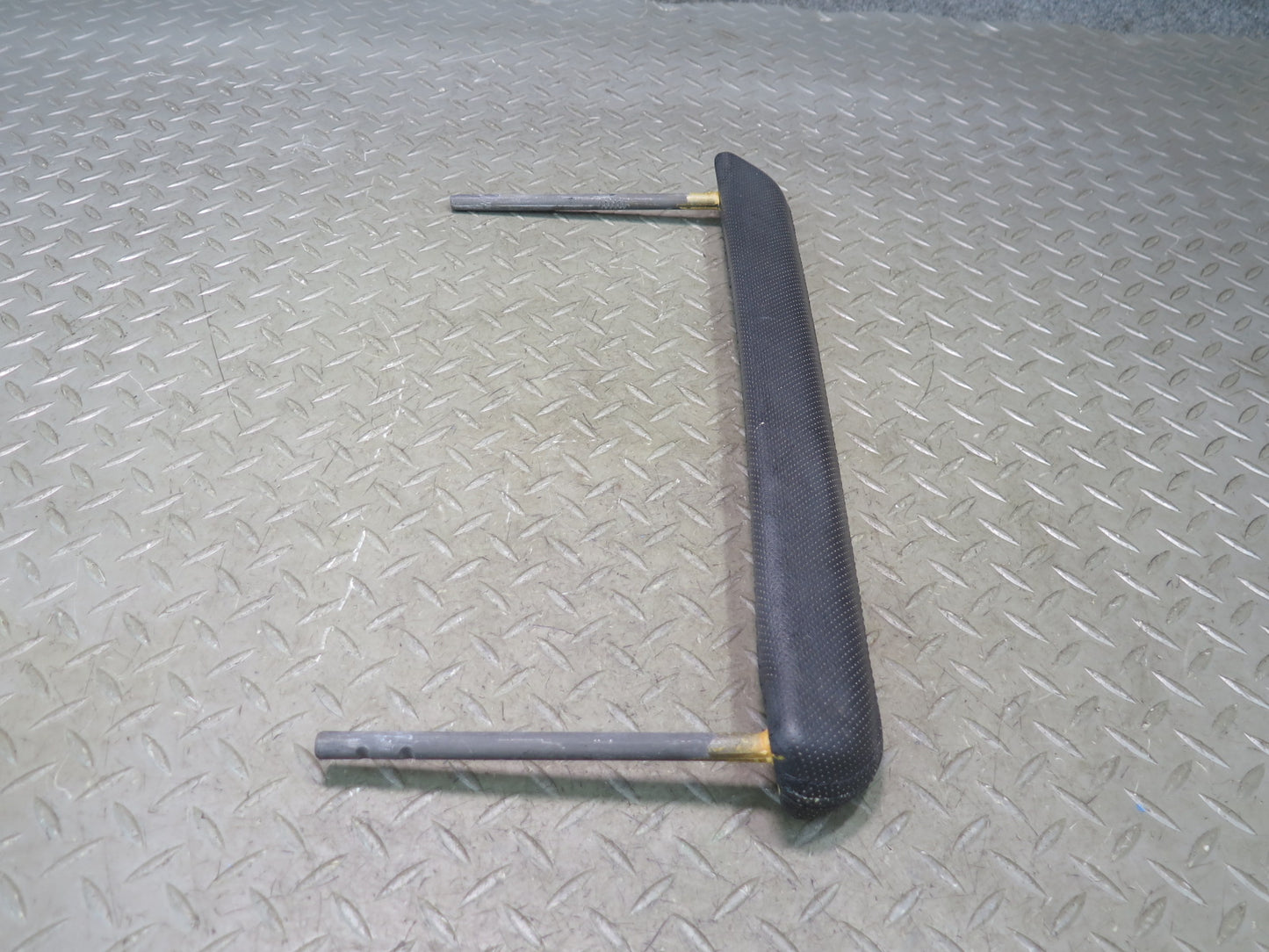 2003-2007 Hummer H2 Dash Front Right Grab Handle Bar