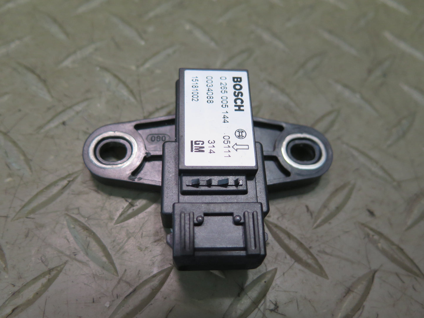 2003-2007 Hummer H2 YAW Turn Rate Acceleration Speed Sensor 15181002
