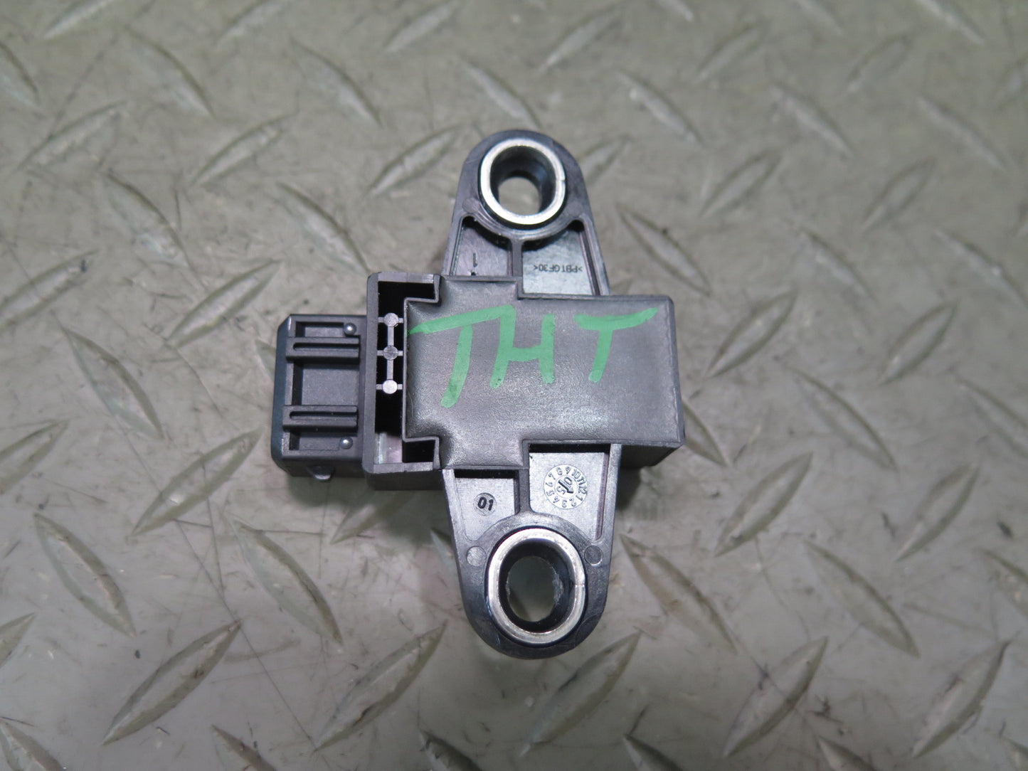 2003-2007 Hummer H2 YAW Turn Rate Acceleration Speed Sensor 15181002