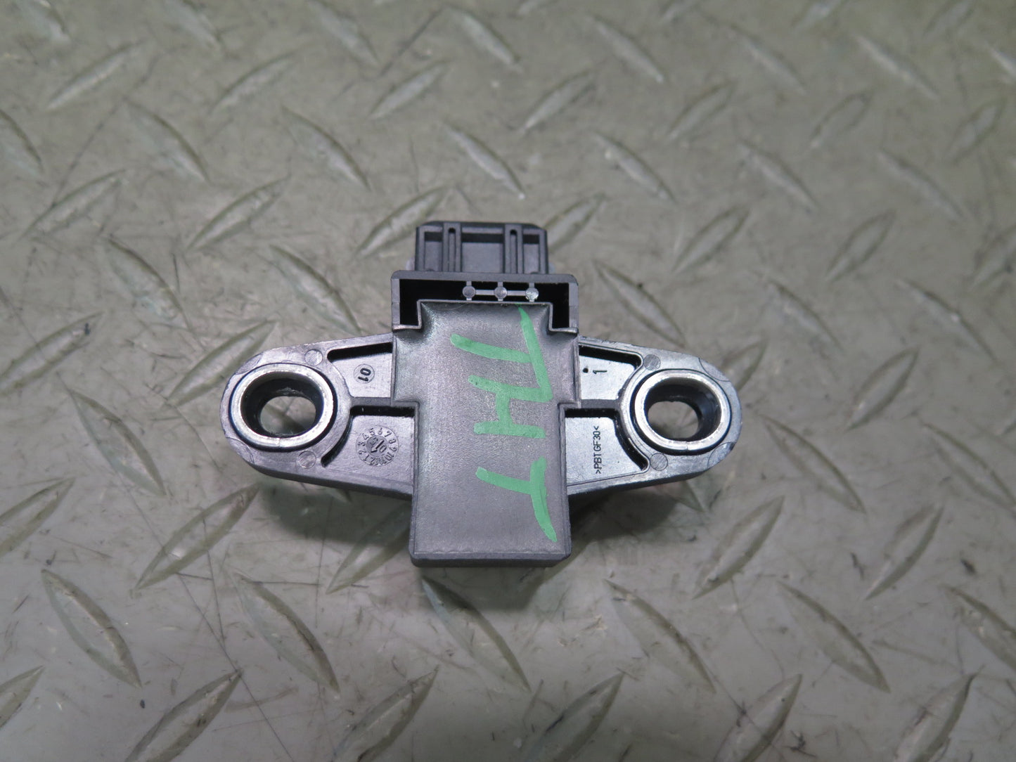 2003-2007 Hummer H2 YAW Turn Rate Acceleration Speed Sensor 15181002