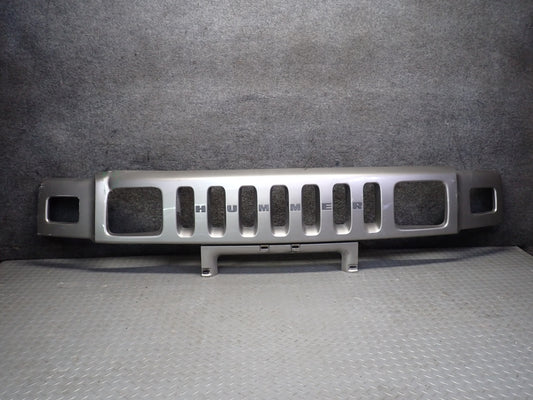 2003-2007 Hummer H2 Front Bumper Radiator Upper Grille 15177227
