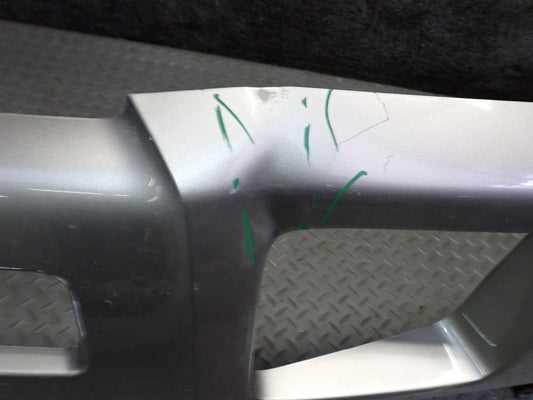 2003-2007 Hummer H2 Front Bumper Radiator Upper Grille 15177227