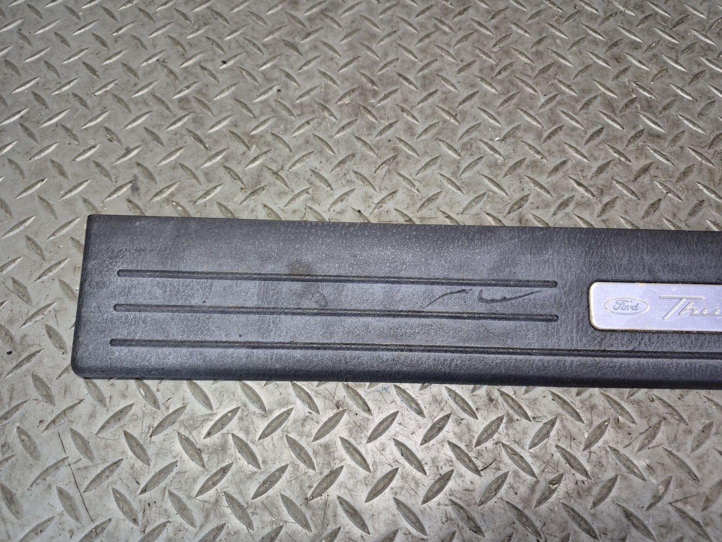 02-05 Ford Thunderbird Set of 2 Left & Right Door Sill Plate Trim OEM