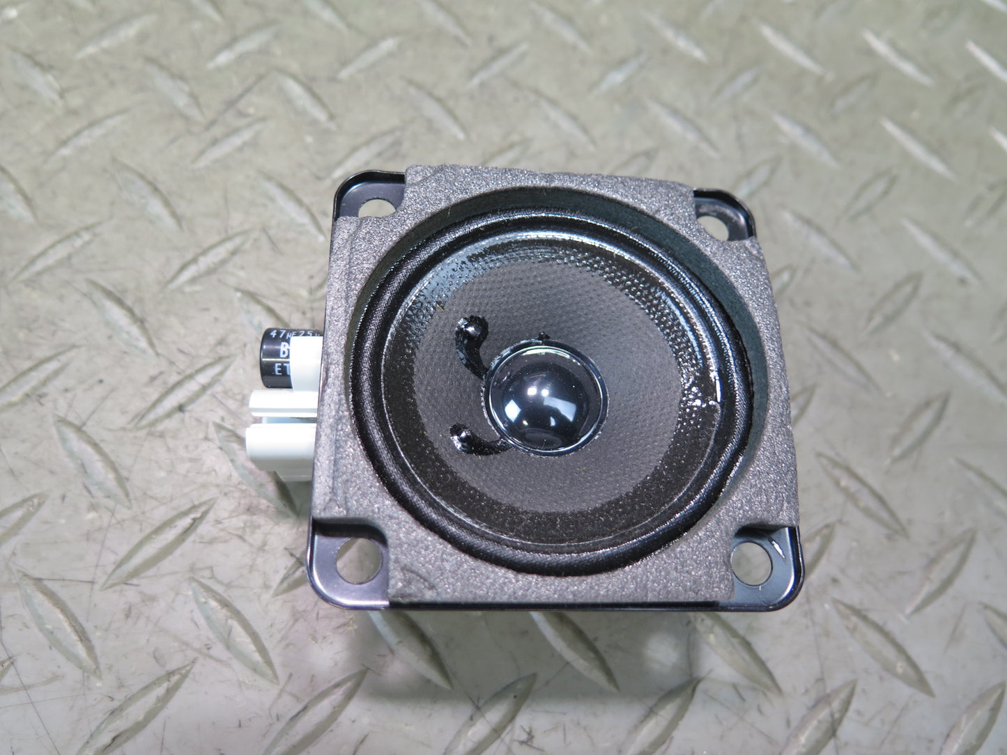 2003-2007 Hummer H2 Rear Left & Right Bose Audio Speaker Set of 2
