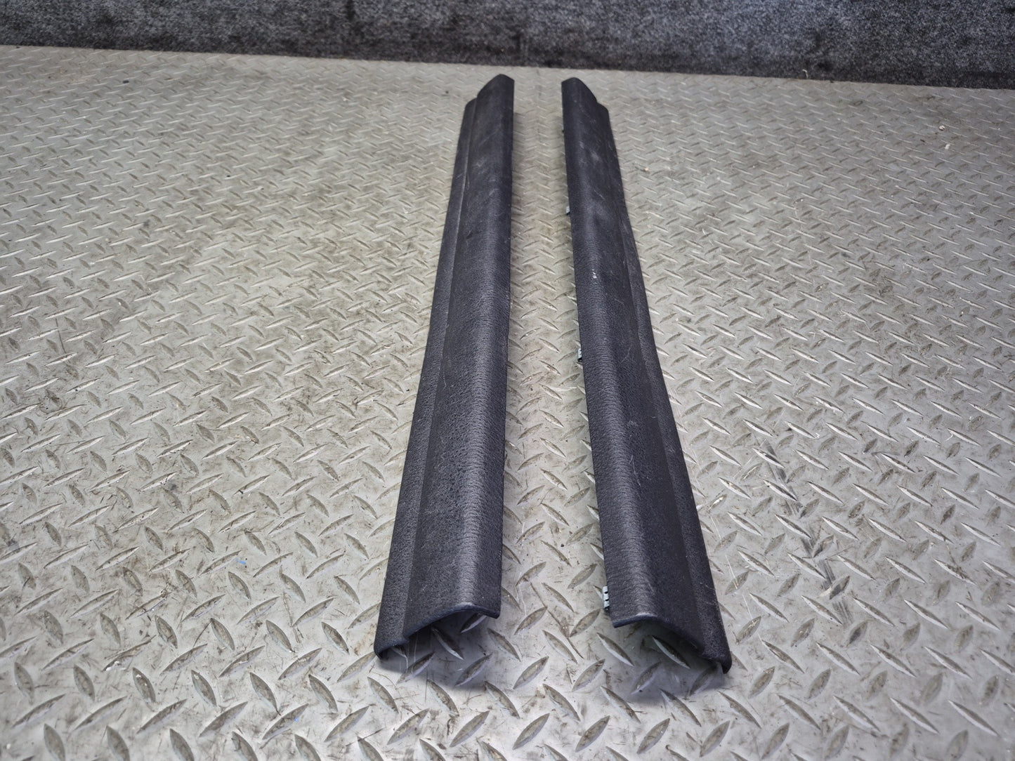 02-05 Ford Thunderbird Set of 2 Door Inner Scuff Sill Plate Trim Panel OEM