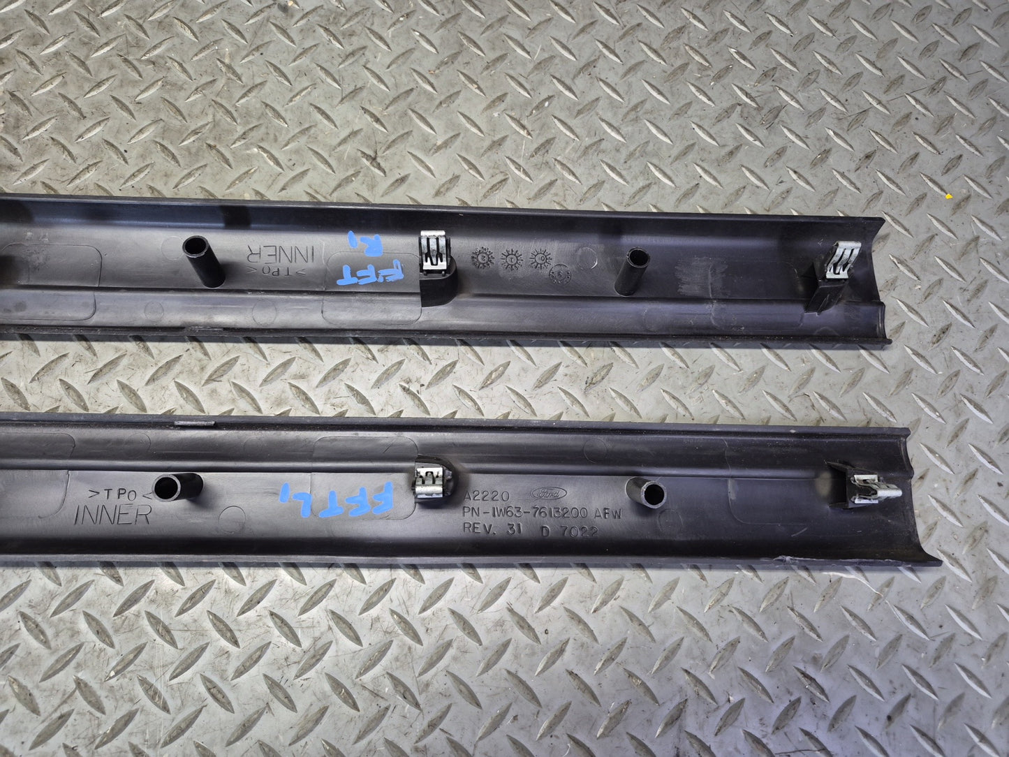 02-05 Ford Thunderbird Set of 2 Door Inner Scuff Sill Plate Trim Panel OEM