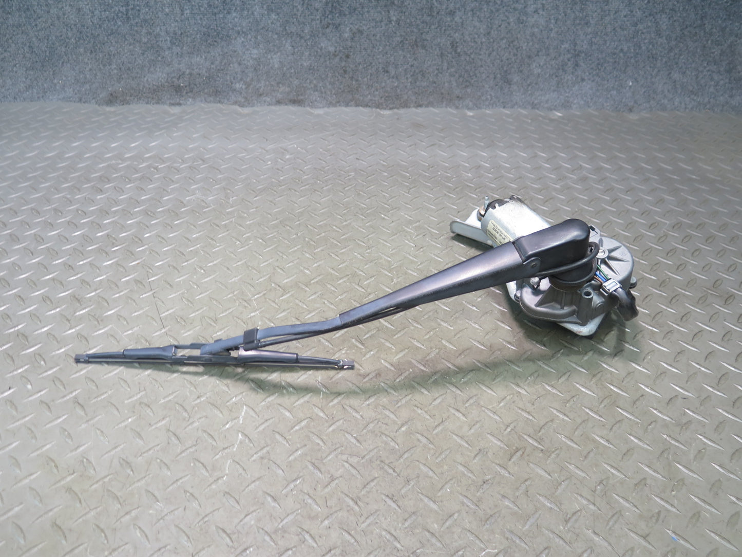 2003-2007 Hummer H2 Rear Tailgate Liftgate Wiper AM w Motor 15112266