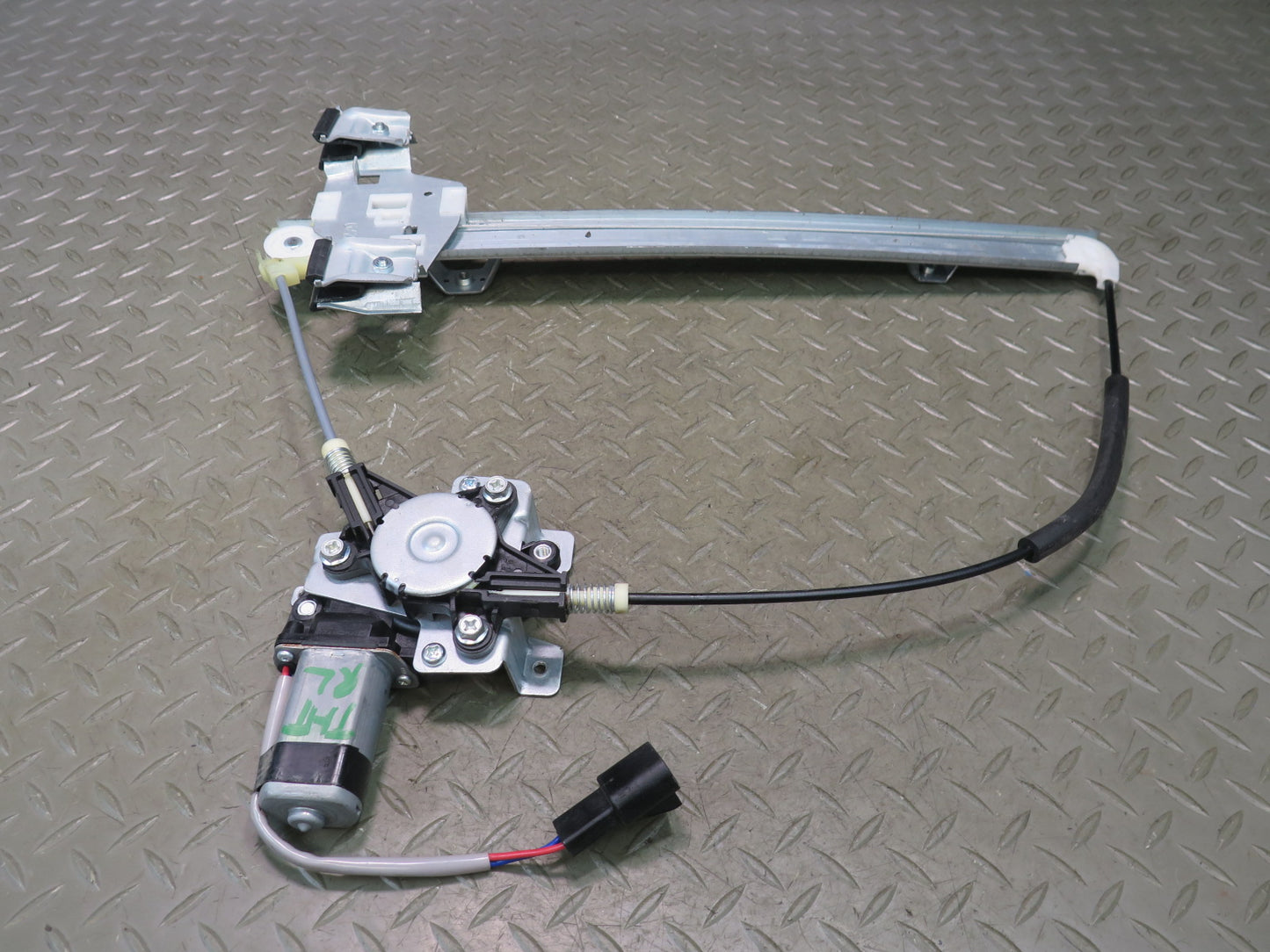 2003-2009 Hummer H2 Rear Left Door Window Regulator w Motor