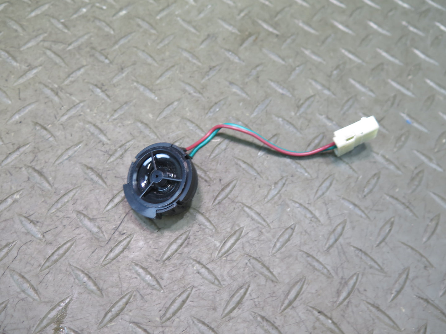2003-2007 Hummer H2 Front Left & Right A Pillar Tweeter Speaker Set of 2