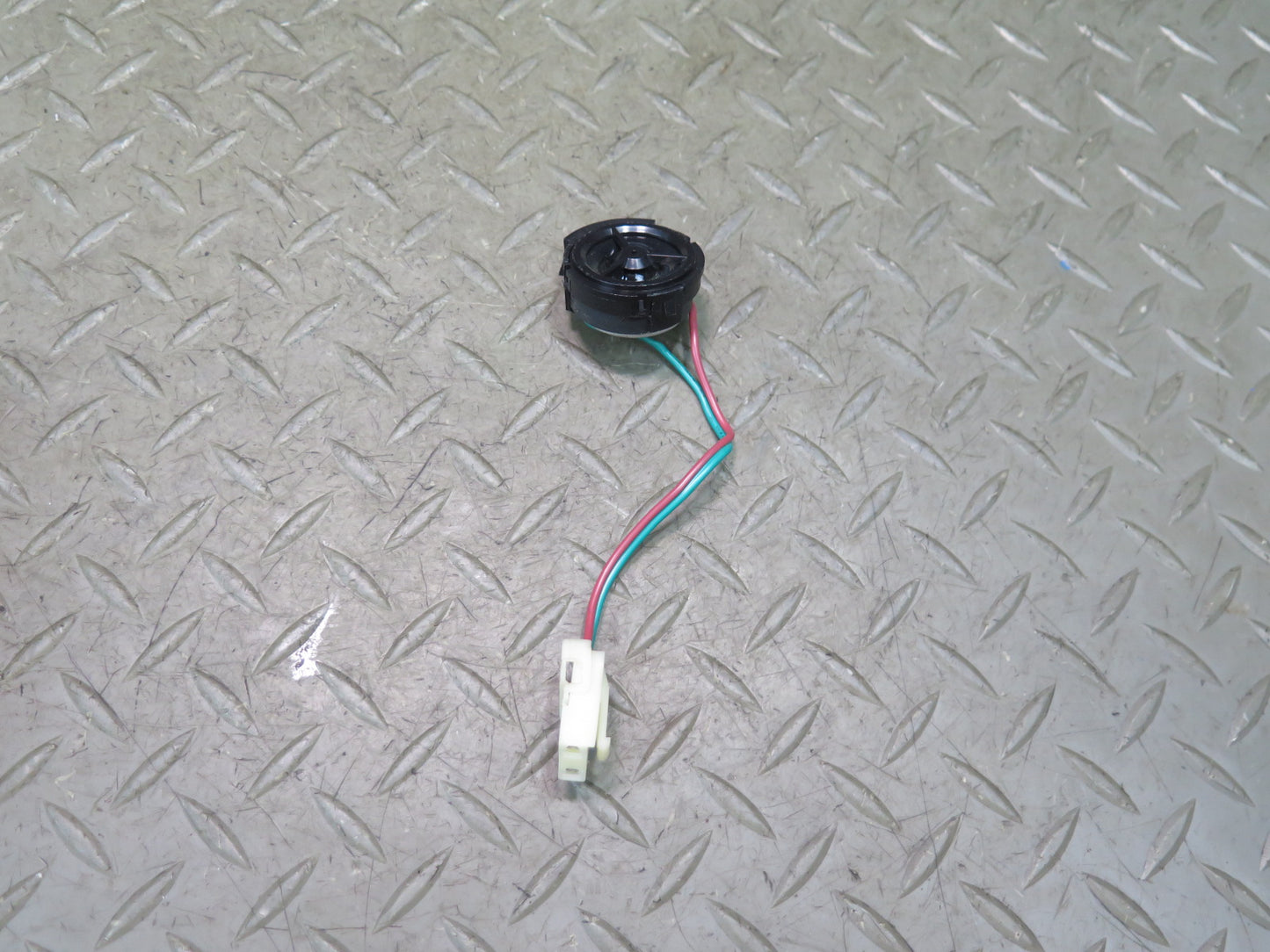 2003-2007 Hummer H2 Front Left & Right A Pillar Tweeter Speaker Set of 2