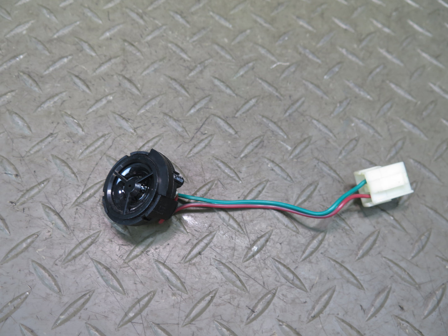 2003-2007 Hummer H2 Front Left & Right A Pillar Tweeter Speaker Set of 2