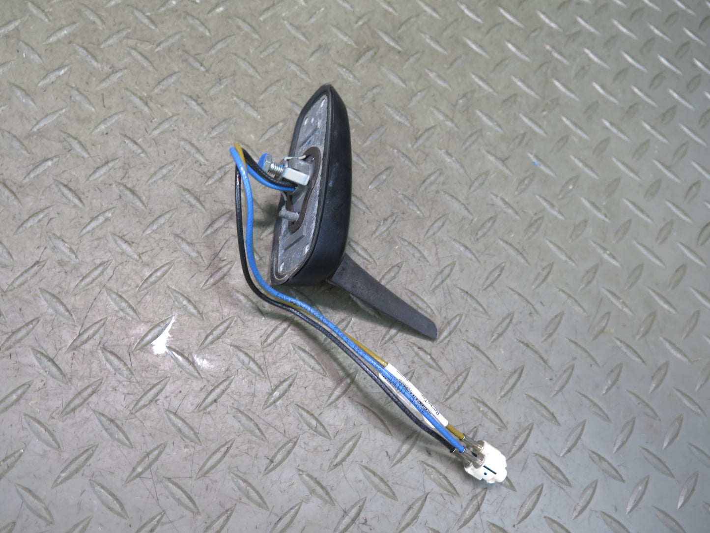 2005 Hummer H2 Roof Exterior GPS Satellite Antenna