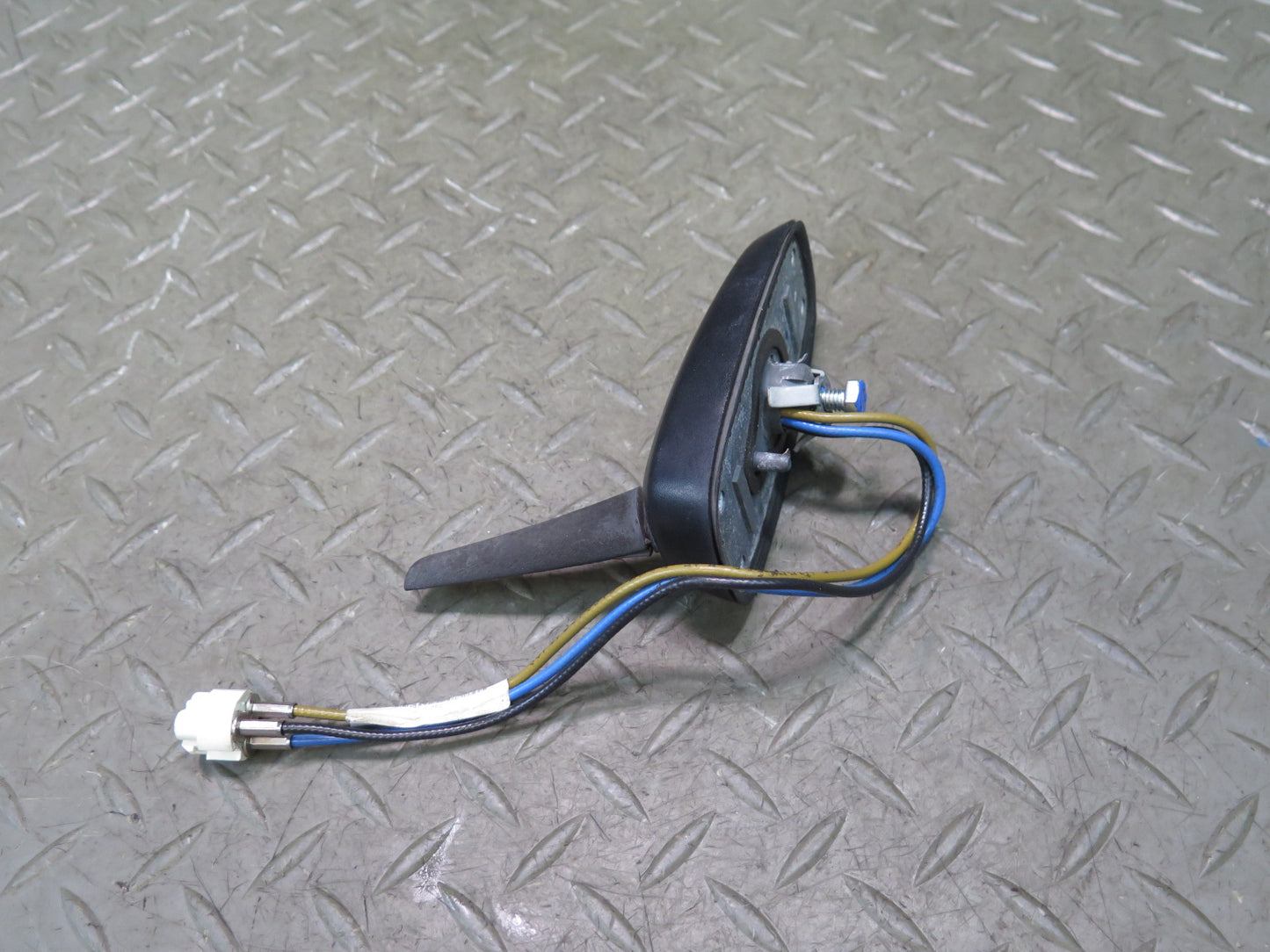 2005 Hummer H2 Roof Exterior GPS Satellite Antenna