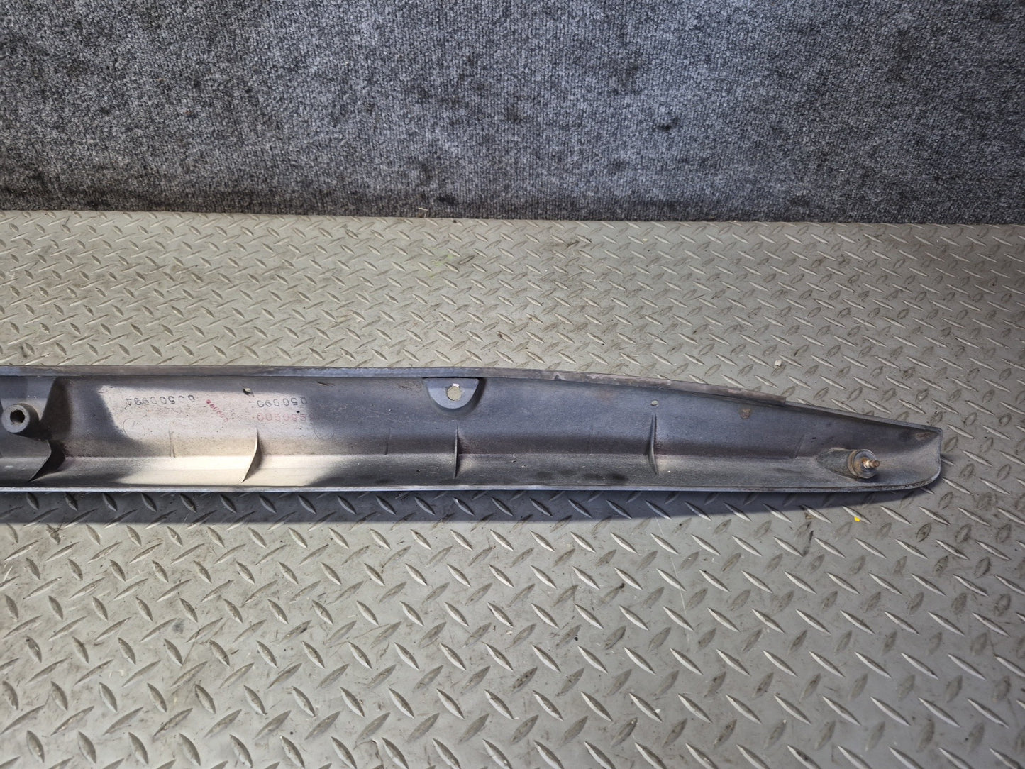 84-86 Nissan Z31 300ZX 2+0 Right Side Skirt Rocker Panel Molding Blue OEM