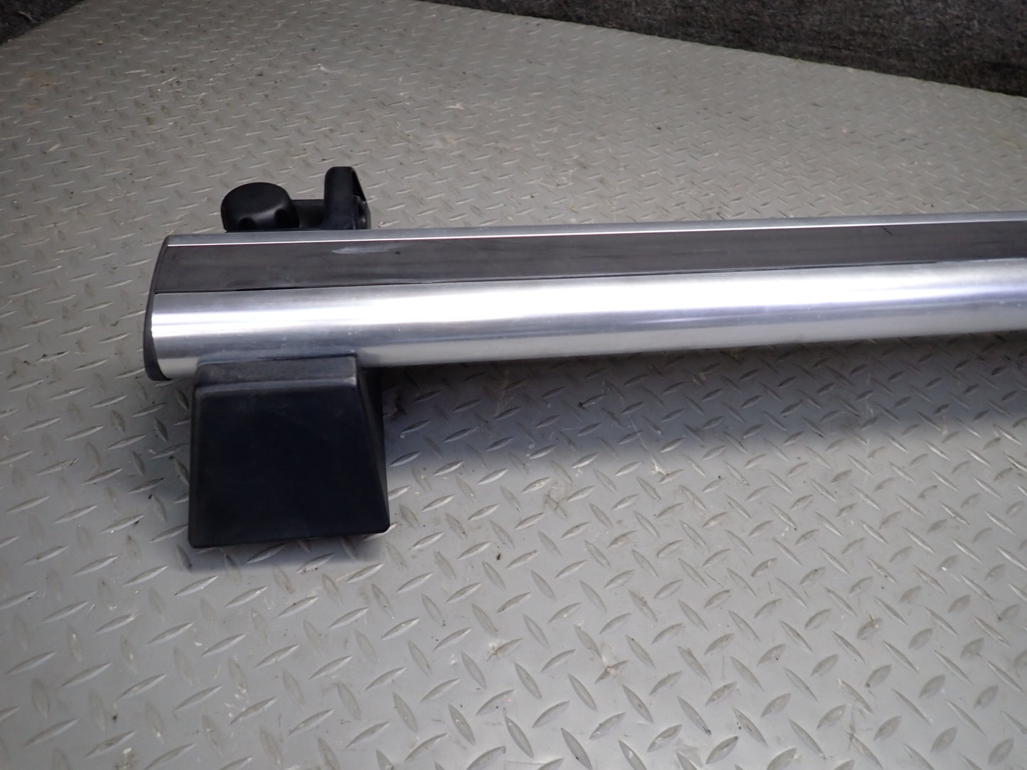 2003-2007 Hummer H2 Roof Luggage Rack Rail Cross  Bar Set of 2