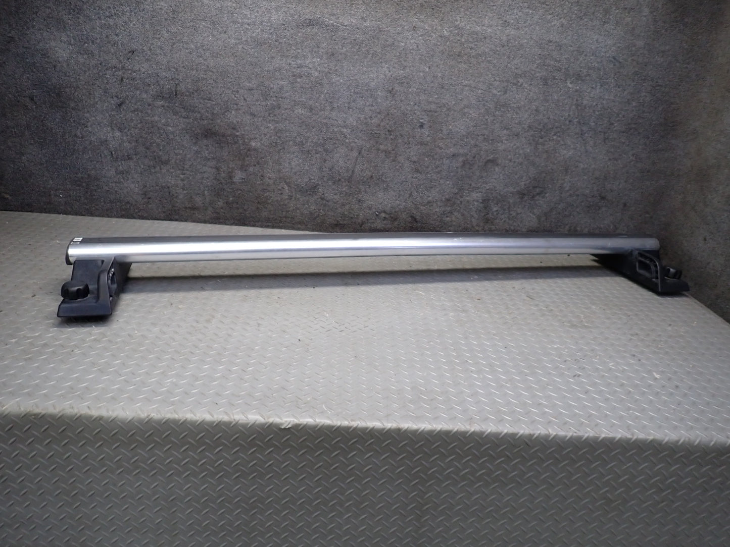 2003-2007 Hummer H2 Roof Luggage Rack Rail Cross  Bar Set of 2