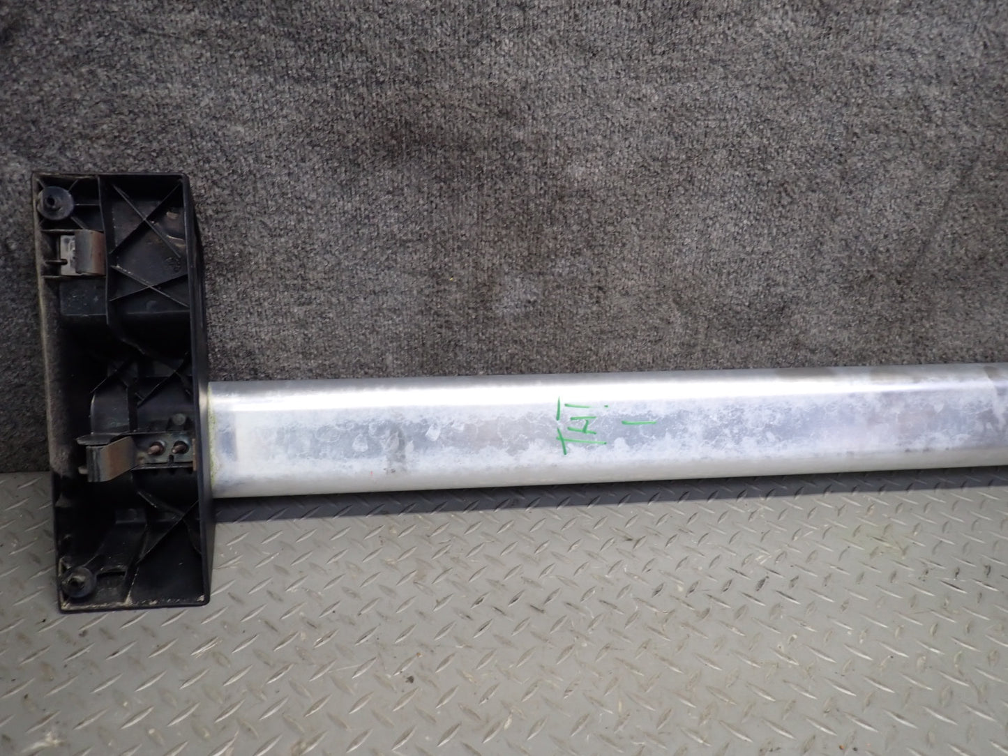 2003-2007 Hummer H2 Roof Luggage Rack Rail Cross  Bar Set of 2