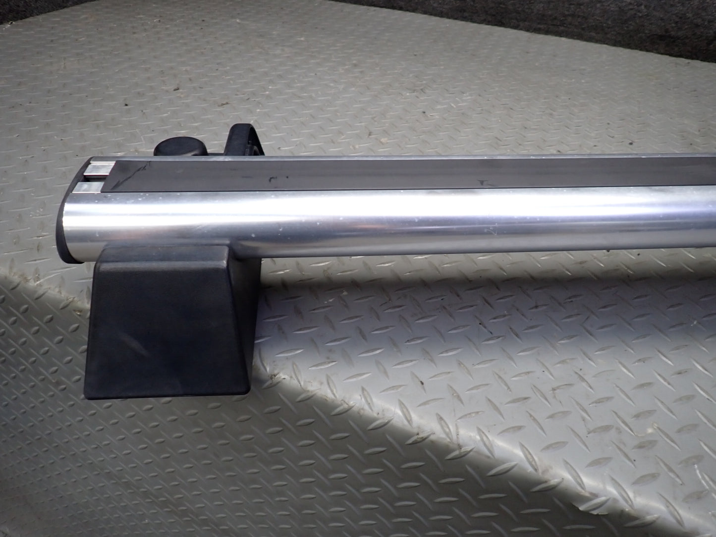 2003-2007 Hummer H2 Roof Luggage Rack Rail Cross  Bar Set of 2