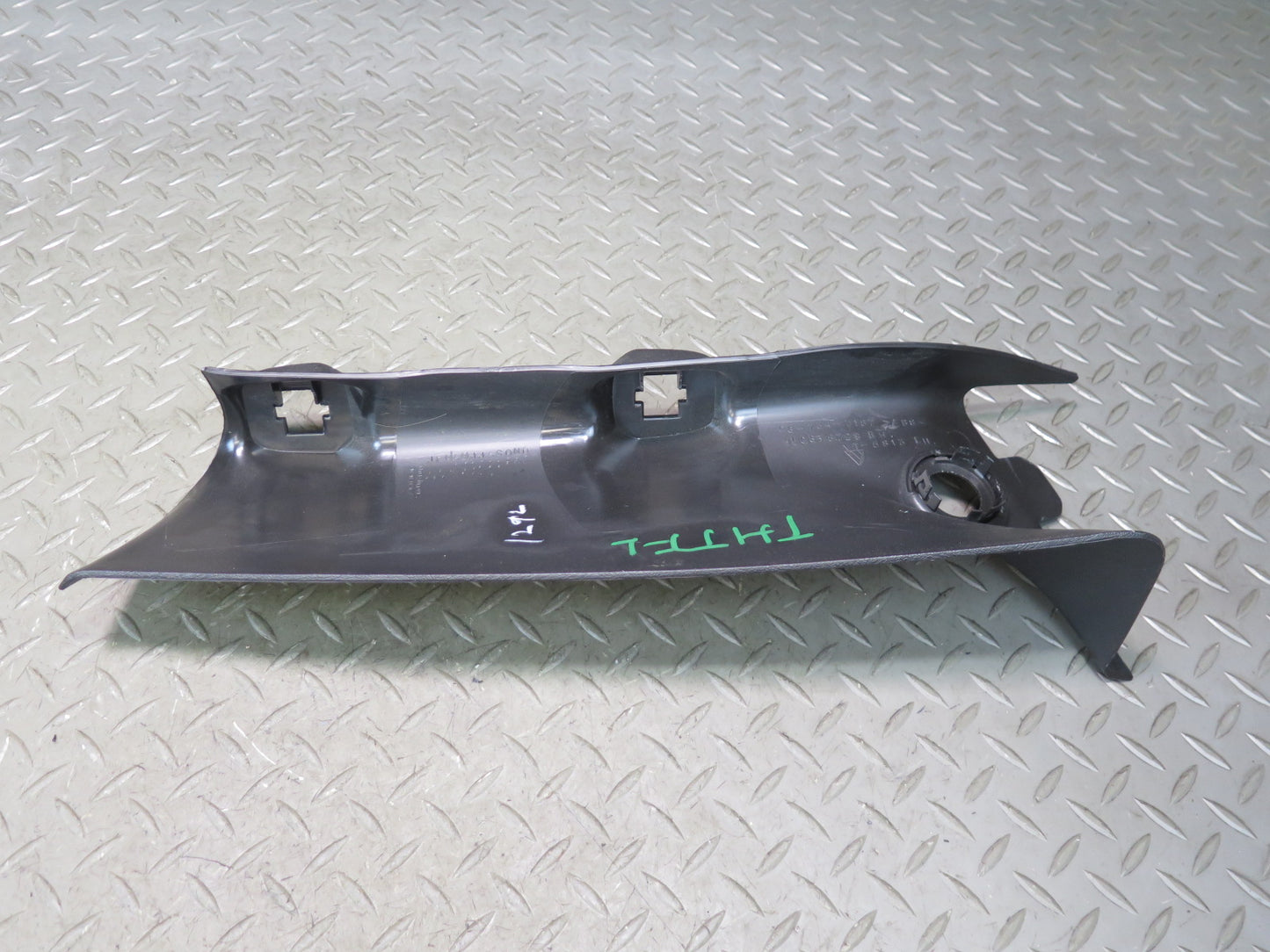 2005-2007 Hummer H2 Front Left & Right Interior A Pillar Trim Panel Set of 2
