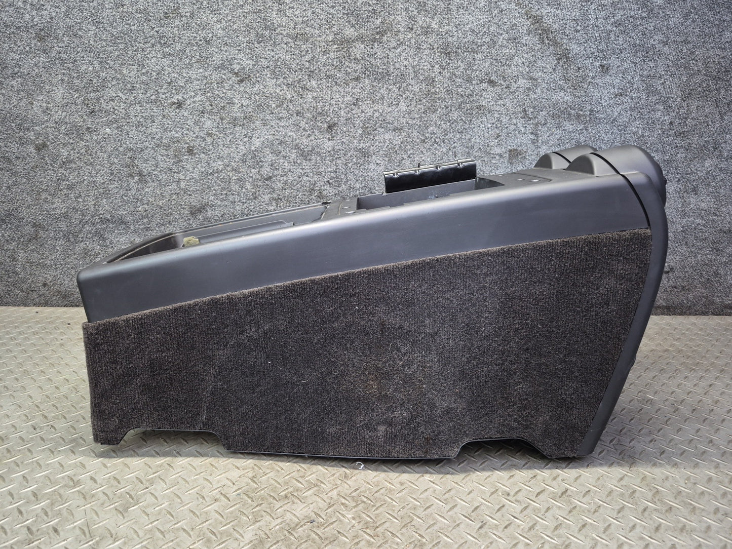 2003-2006 Hummer H2 Front Center Console Shifter Trim Cover Panel Assembly