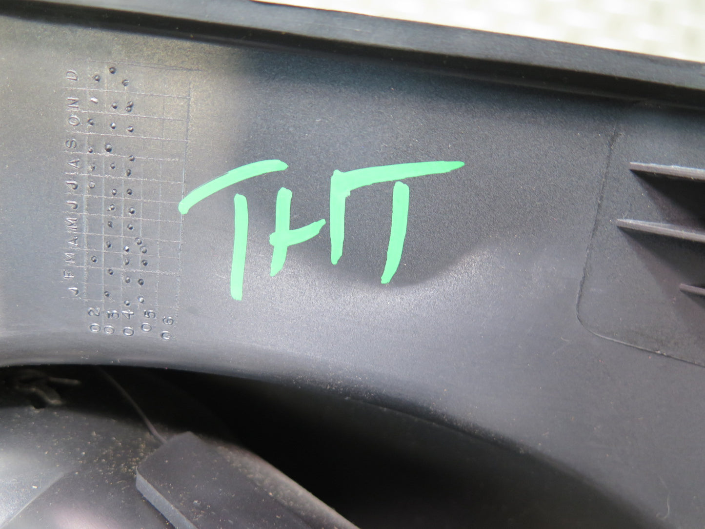 2003-2007 Hummer H2 Dash Front Left Trim Panel w A/C Air Vent 15189808