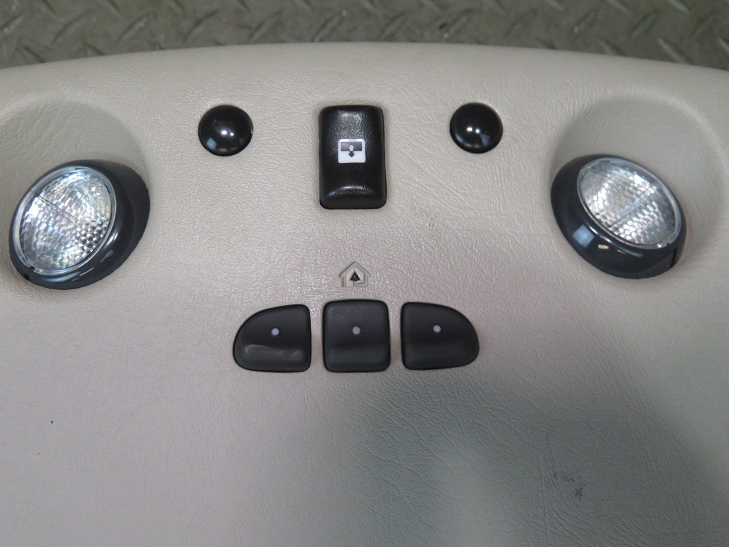 2003-2007 Hummer H2 Overhead Console Dome Reading Interior Light w Homelink