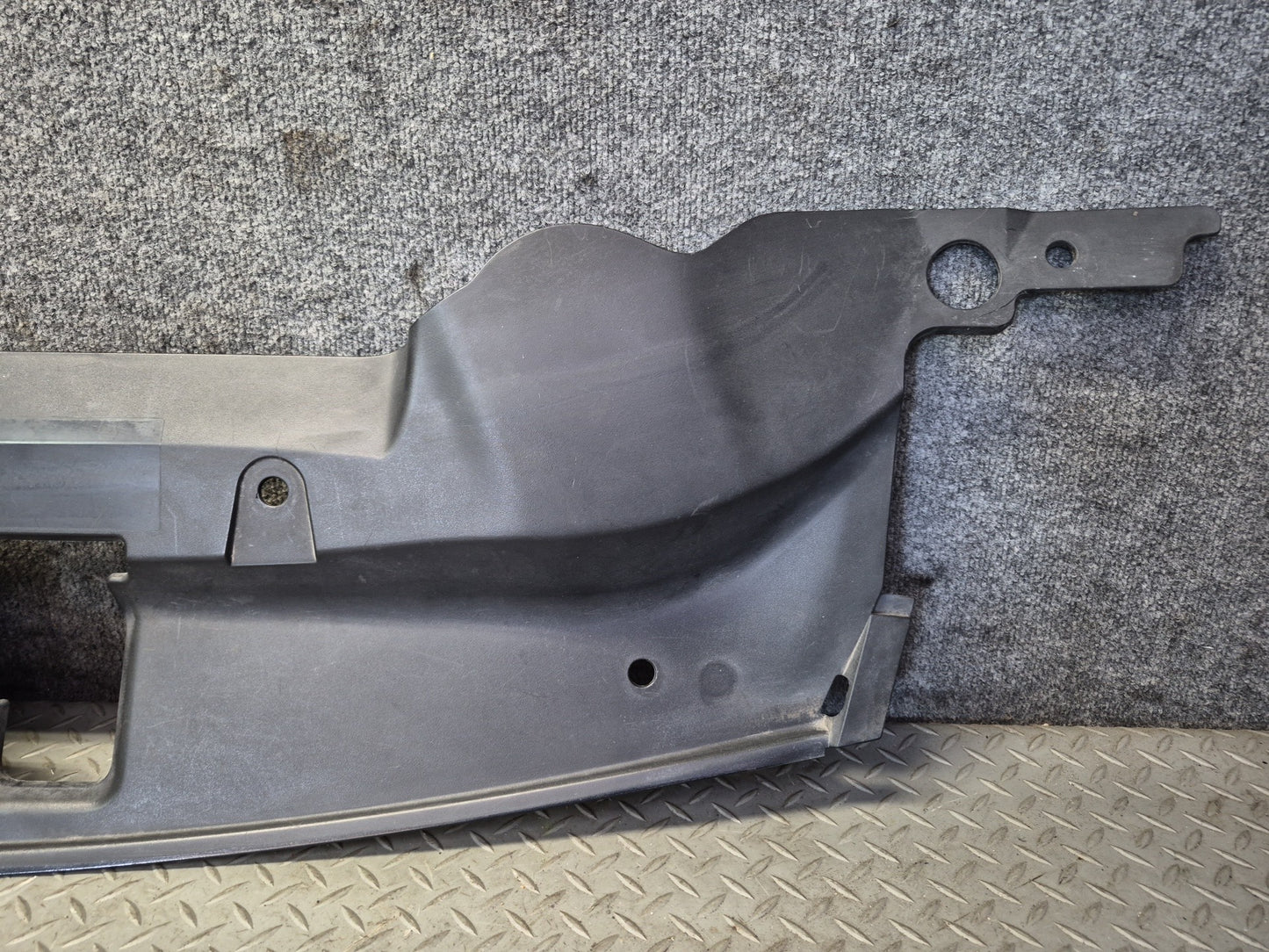 02-05 Ford Thunderbird Engine Radiator Core Support TOP Upper Cover Panel OEM