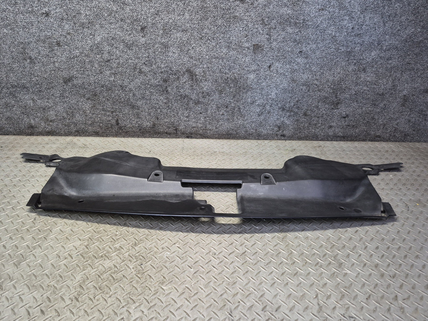 02-05 Ford Thunderbird Engine Radiator Core Support TOP Upper Cover Panel OEM