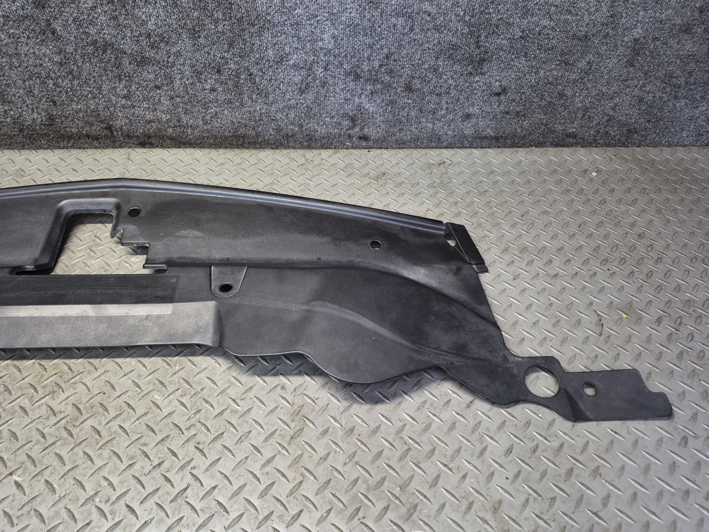 02-05 Ford Thunderbird Engine Radiator Core Support TOP Upper Cover Panel OEM