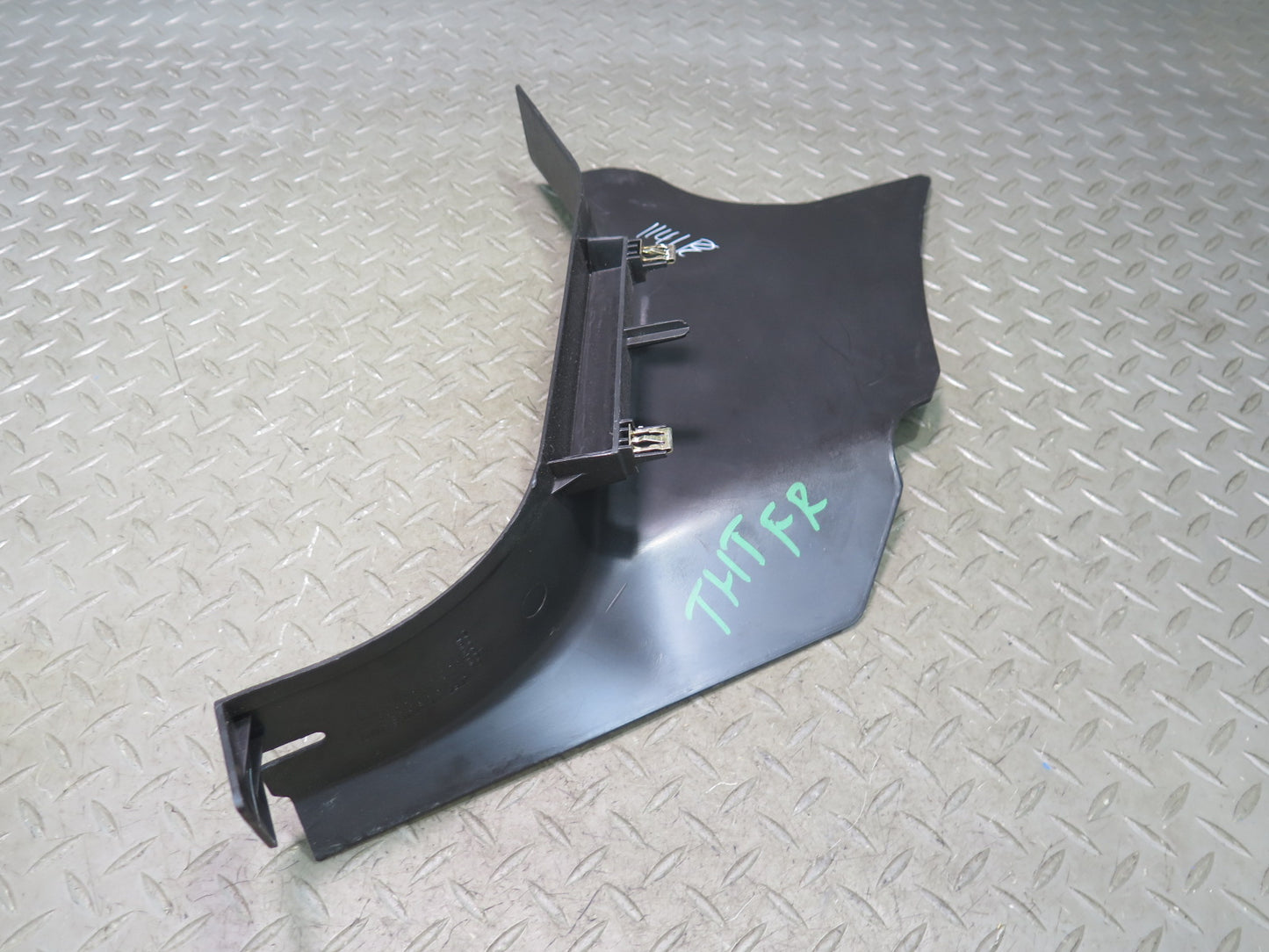 2003-2009 Hummer H2 Front Left & Right Lower Kick Trim Cover Panel Set of 2