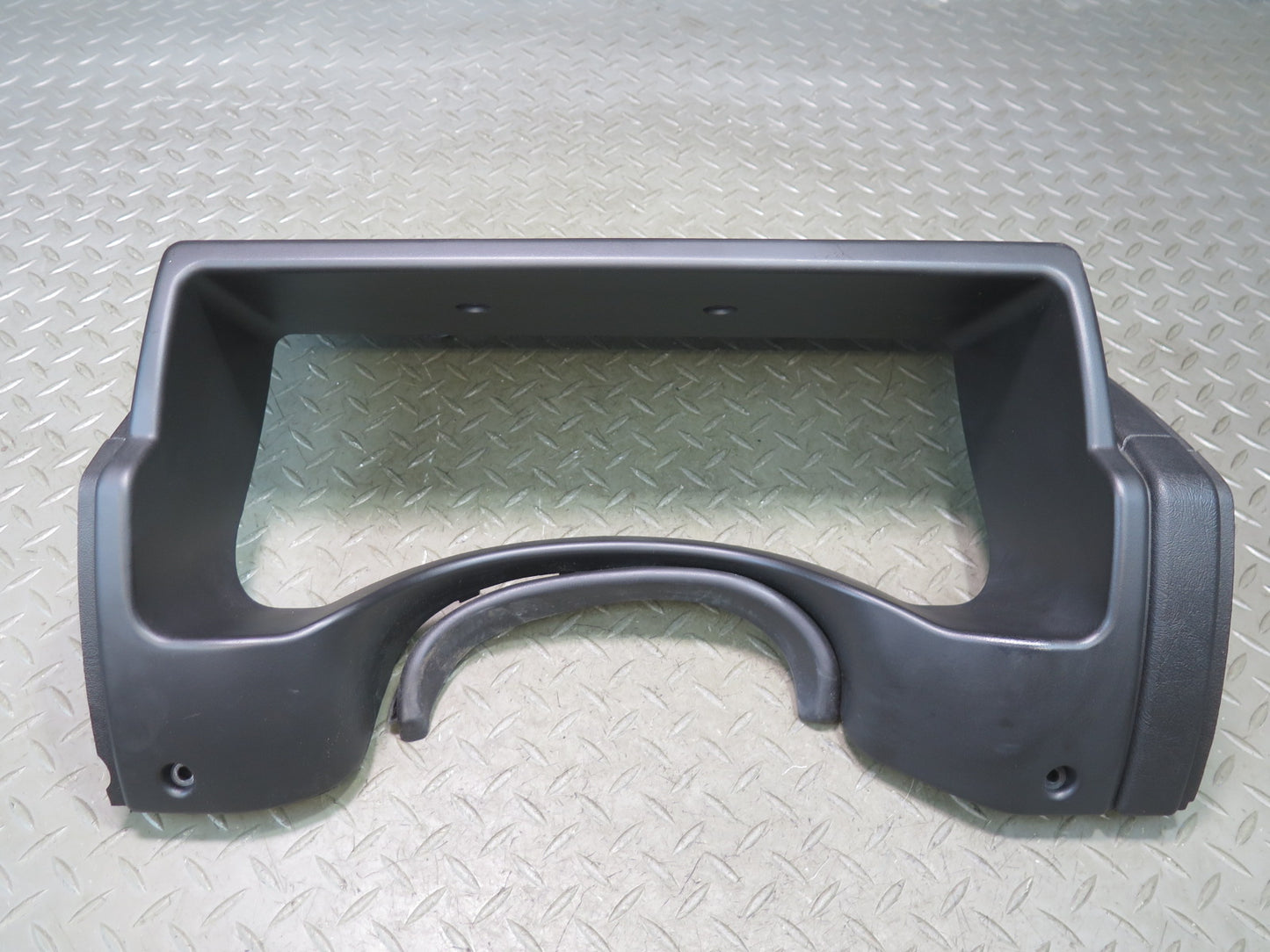 03-07 Hummer H2 Dash Instrument Cluster Speedometer Bezel Trim Panel 15177439