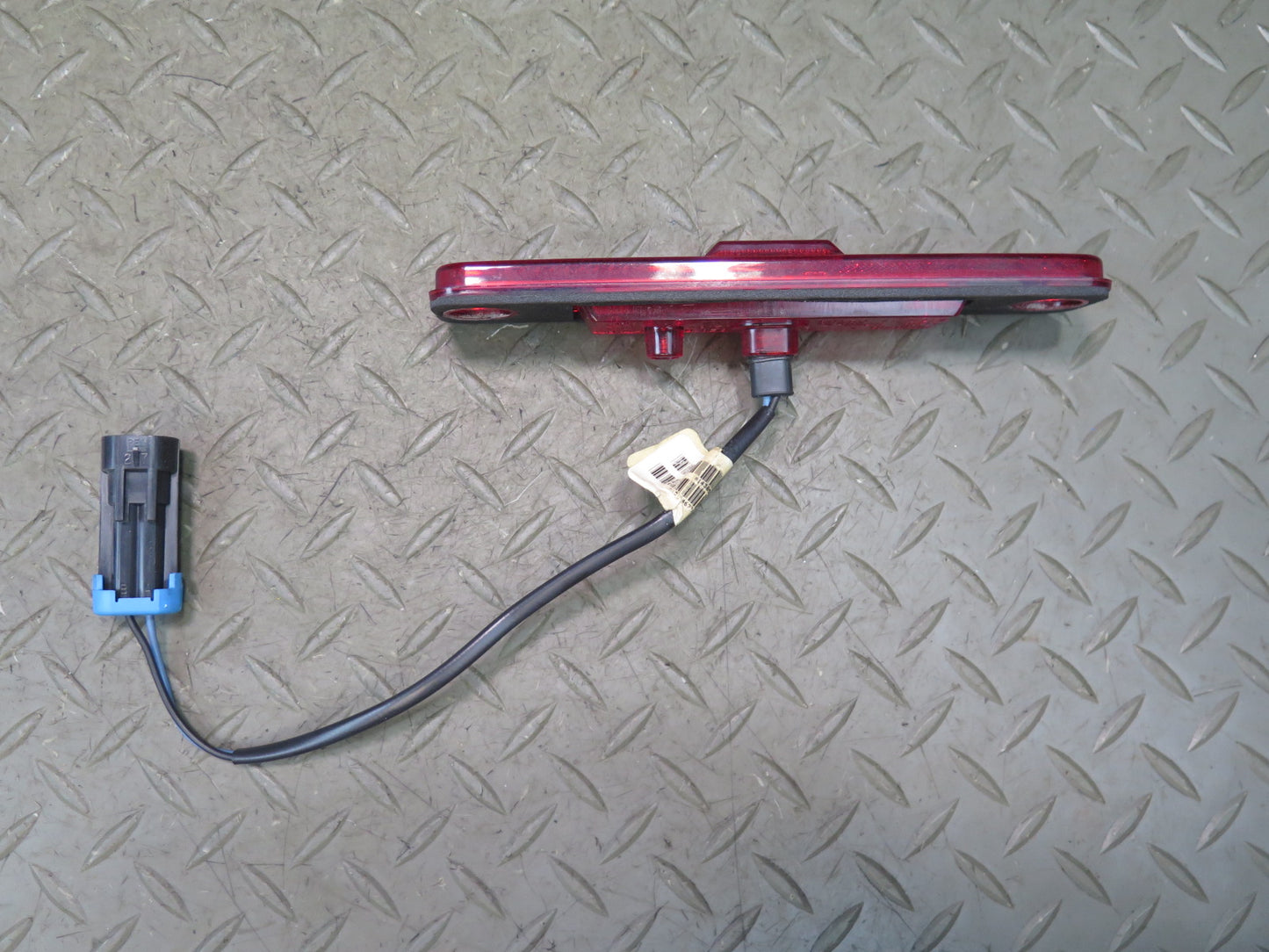 2003-2009 Hummer H2 Rear Left & Right Side Marker Light Lamp Set of 2