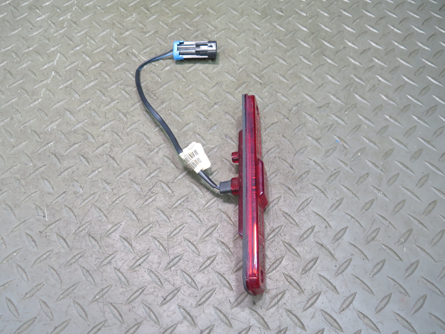 2003-2009 Hummer H2 Rear Left & Right Side Marker Light Lamp Set of 2