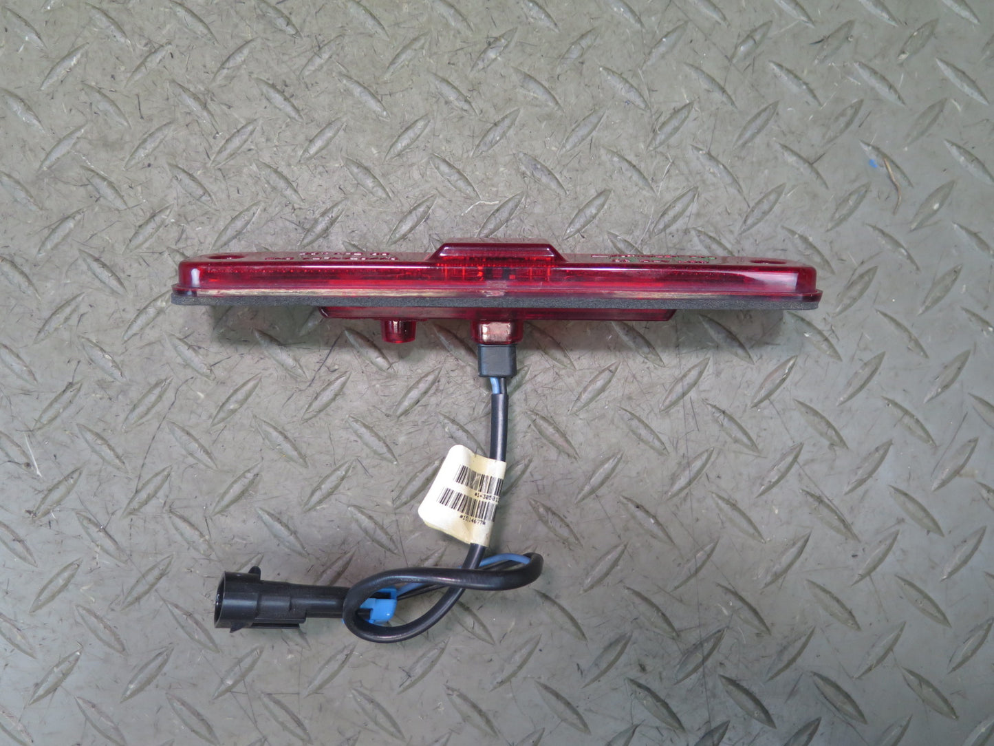 2003-2009 Hummer H2 Rear Left & Right Side Marker Light Lamp Set of 2