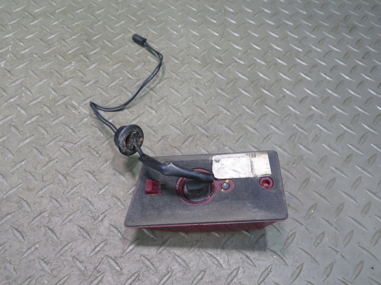 2003-2009 Hummer H2 Rear Left & Right Roof Clearance Marker Light Lamp Set of 2