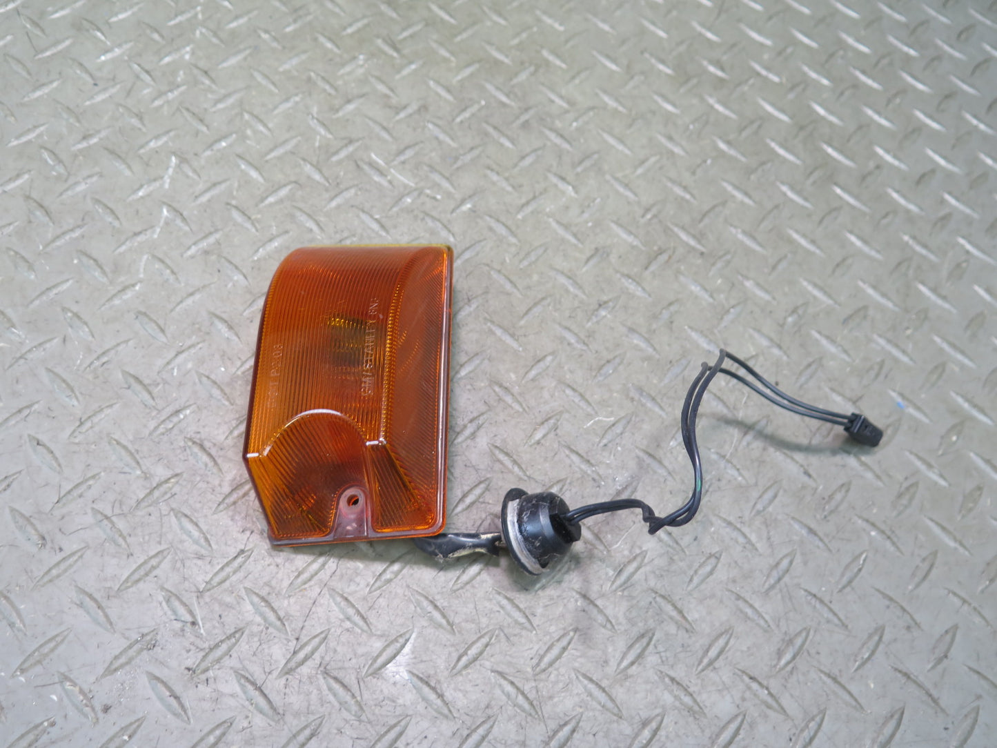 2003-2009 Hummer H2 Front Left & Right Roof Clearance Marker Light Lamp Set of 2
